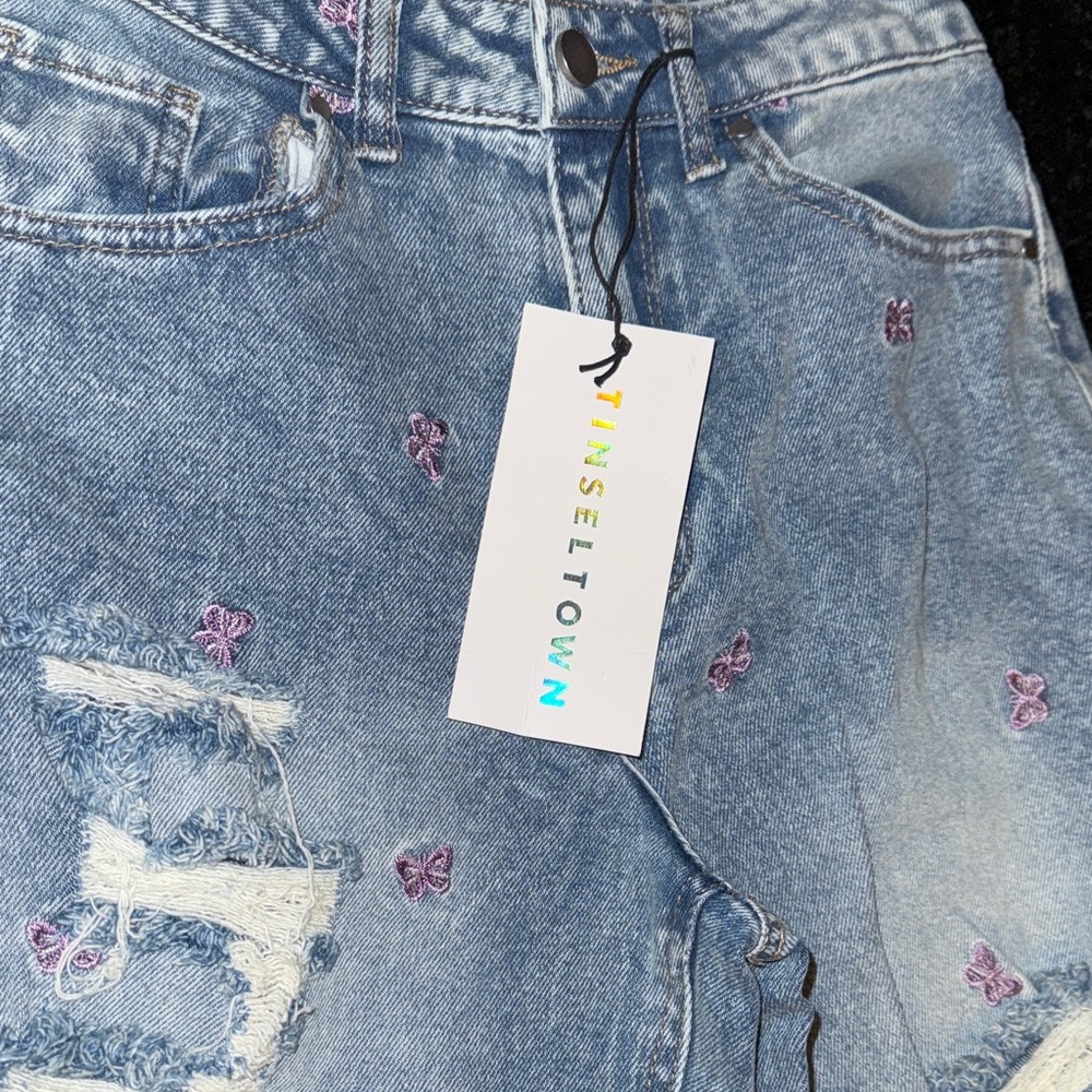 Tinseltown Women's Light Blue Jeans with Purple Butterfly Accents 7 juniors net